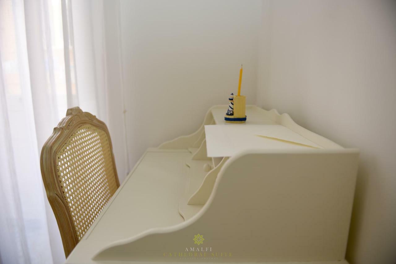 Amalfi Cathedral Suite ภายนอก รูปภาพ