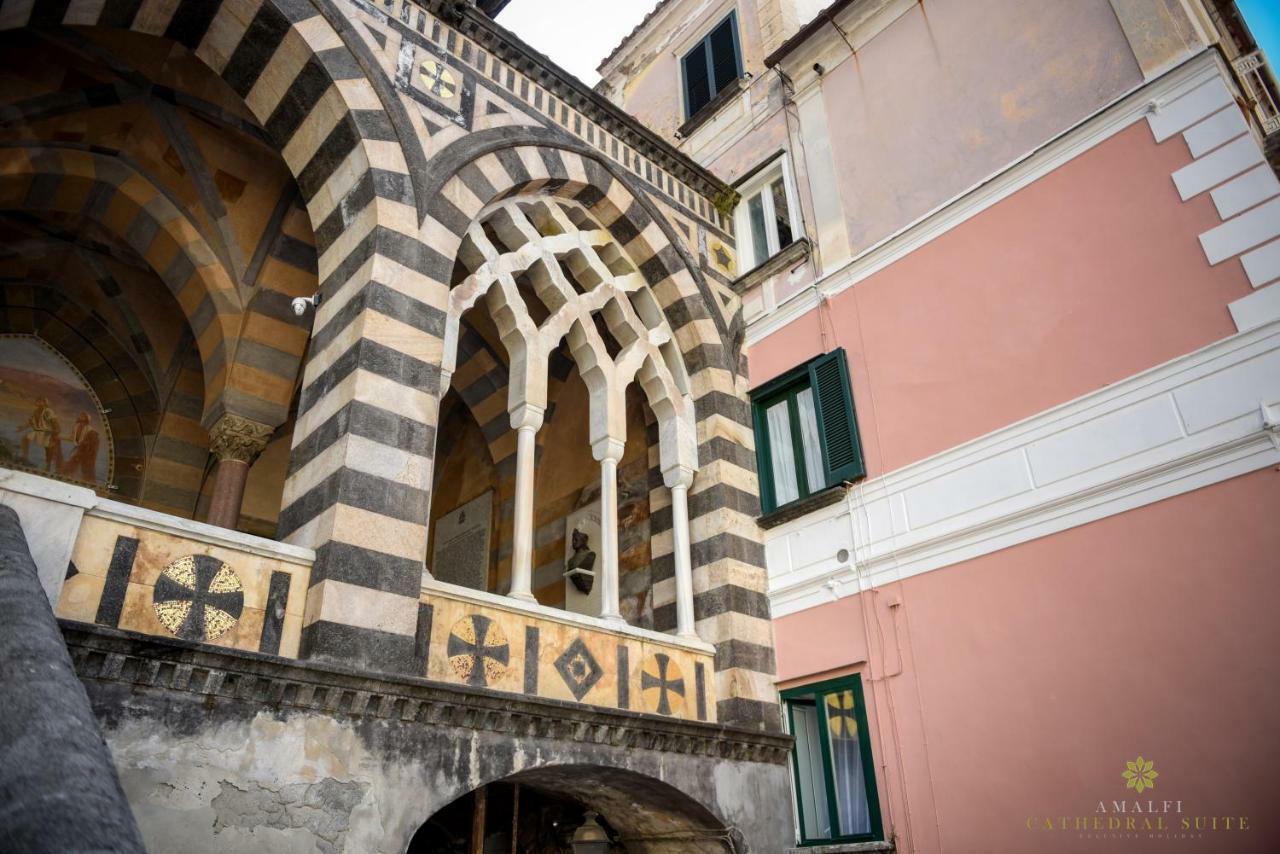 Amalfi Cathedral Suite ภายนอก รูปภาพ